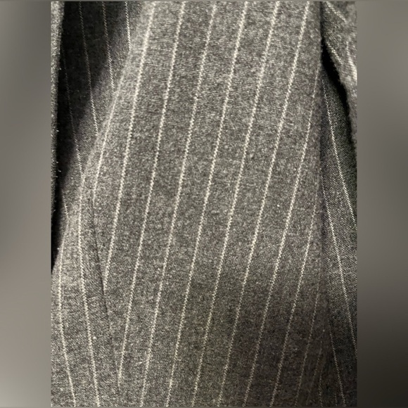 Zara Pinstripe suit blazer - small PTP 18 inch - Picture 7 of 9